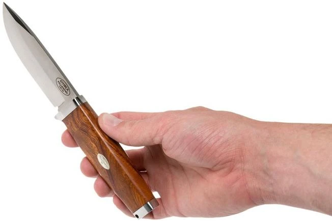 Fällkniven SK2 Embla Hunting Knife 6 Fällkniven SK2 Embla Hunting Knife - Image 6