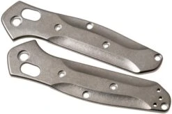 Flytanium Benchmade 945 Mini Osborne Scales, Titanium