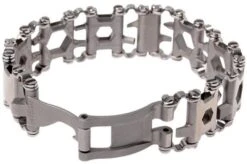 Leatherman Tread Multitool Bracelet 9 Leatherman Tread Multitool Bracelet -Knives Store LE831998N 04 leatherman tread le831998n 04