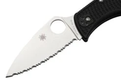 Spyderco LeafJumper Lightweight C262SBK, Serrated Satin VG-10, Black FRN Pocket Knife -Knives Store SPC262SBK 03 spyderco