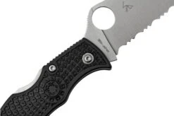 Spyderco Manbug Wharncliffe MBKWS Serrated Pocket Knife -Knives Store SPMBKWS 05 spyderco