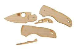 Spyderco Wooden Knife Kit C230 Lil Native WDKIT2, Wooden Pocket Knife -Knives Store SPWDKIT2 03 spyderco