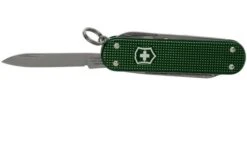 Victorinox Classic Alox Green 0.6221-24R4.KTE1 Knivesandtools Edition, Swiss Pocket Knife -Knives Store VT0 6221 24R4 KTE1 03 victorinox