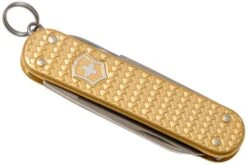 Victorinox Classic SD Precious Alox, Brass Gold 0.6221.408G Swiss Pocket Knife -Knives Store VT0 6221 408G 04 victorinox