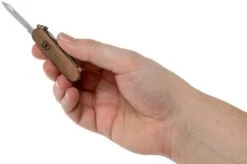 Victorinox Classic SD Wood 0.6221.63 Swiss Pocket Knife -Knives Store VT0 6221 63 05 victorinox